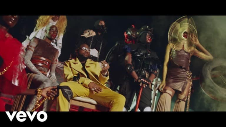 VIDEO Davido ft. Wurld, Naira Marley, Zlatan – Sweet in the Middle Mp4 Download