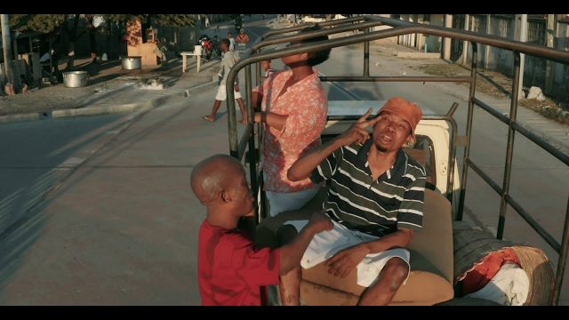 VIDEO: Dulla Makabila - Nikizipata Mp4 Download