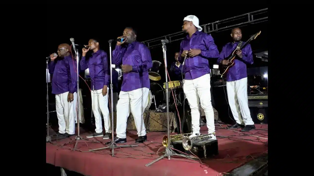 AUDIO: Sikinde (Bichuka) - Nawashukuru Wazazi Wangu Mp3 Download