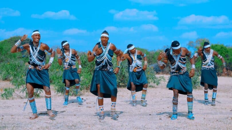 AUDIO: Mayiku Sayi Ft Limbu luchangula - Jiwe La Gizani Mp3 Download