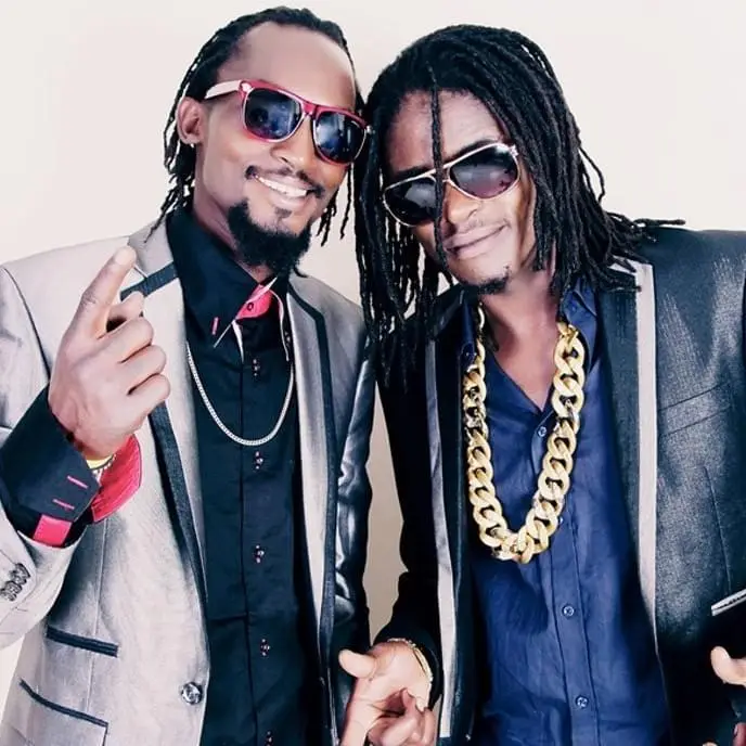 Radio & Weasel - Zuena | Mp3 Audio